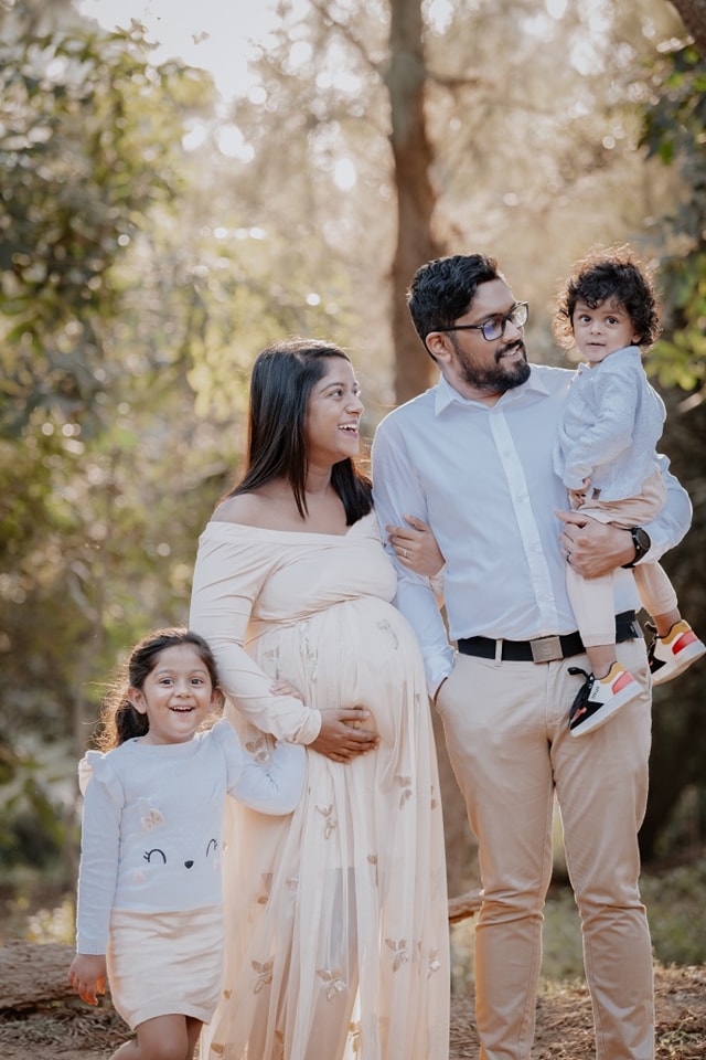  family photo with kids in forest 